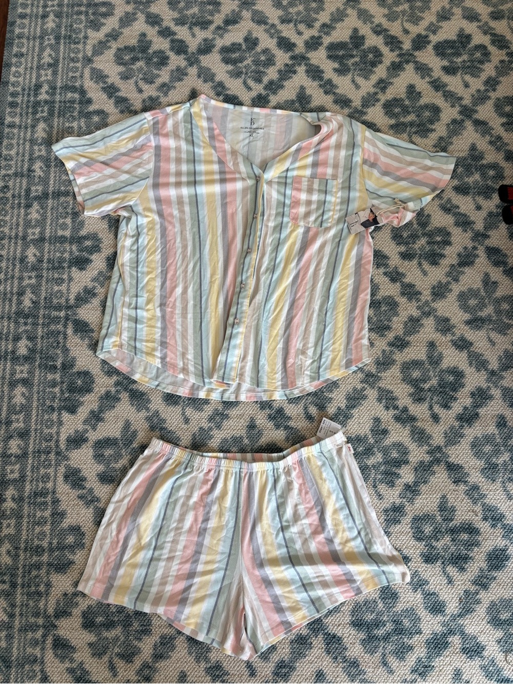 Ellen  Degeneres Rainbow Stripe Short Pajama Set